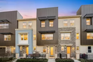 Photo #2: ML82029150 Listing 