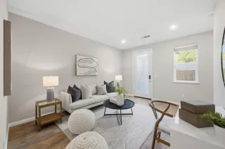 Photo #6: ML82029150 Listing 