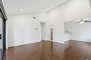 Photo #5: ML82029151 Listing