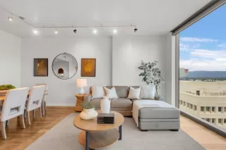 Photo #5: ML82029219 Listing