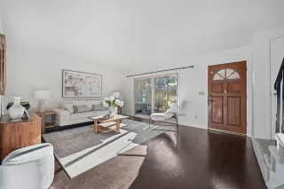 Photo #2: ML82029244 Listing 