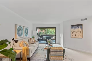 Photo #2: ML82029308 Listing