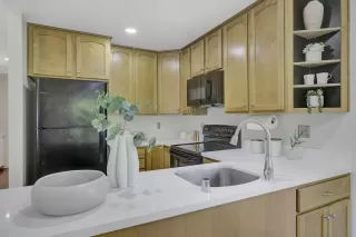 Photo #3: ML82029331 Listing 