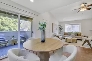 Photo #5: ML82029331 Listing 