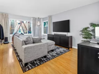 Photo #4: ML82029342 Listing