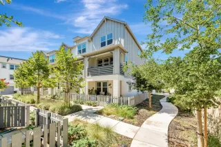 Photo #2: ML82029363 Listing