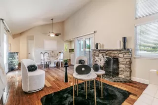 Photo #6: ML82029442 Listing 