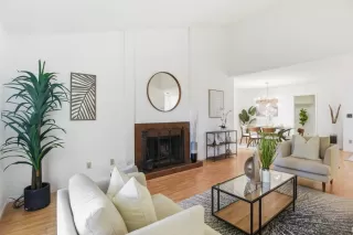 Photo #5: ML82029589 Listing 