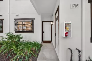 Photo #3: ML82029593 Listing