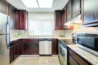 Photo #4: ML82029752 Listing 