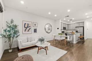 Photo #1: ML82029756 Listing 