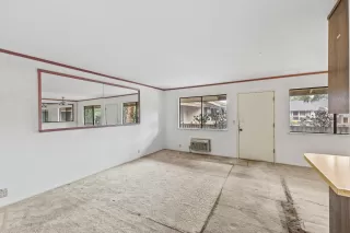 Photo #5: ML82029841 Listing 