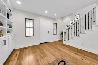 Photo #4: ML82029887 Listing 