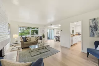 Photo #5: ML82029926 Listing 