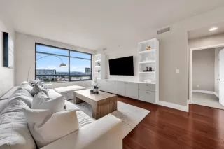 Photo #5: ML82029936 Listing 