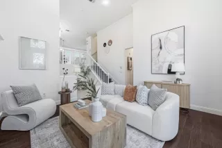 Photo #6: ML82030080 Listing