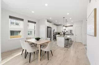 Photo #6: ML82030232 Listing