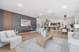 Photo #1: ML82030344 Listing 