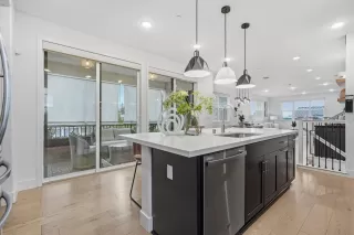 Photo #5: ML82030344 Listing 