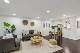 Photo #4: ML82030355 Listing