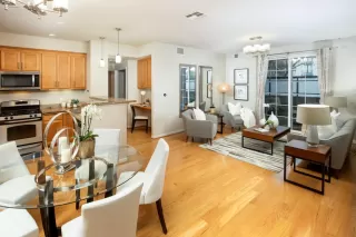 Photo #4: ML82030356 Listing 