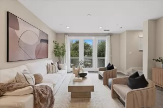 Photo #3: ML82030363 Listing 