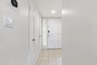 Photo #4: ML82030434 Listing 