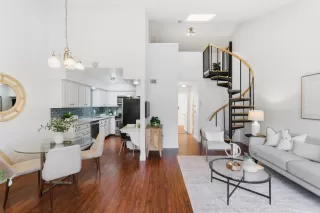 Photo #4: ML82030454 Listing