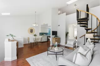 Photo #5: ML82030454 Listing