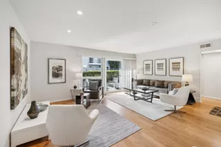 Photo #4: ML82030469 Listing 