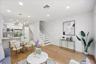 Photo #5: ML82030489 Listing 