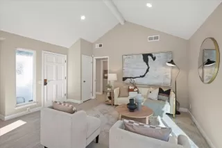 Photo #5: ML82030503 Listing 