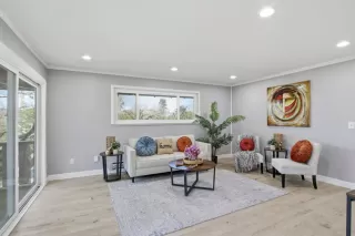 Photo #5: ML82030544 Listing