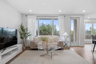 Photo #2: ML82030576 Listing 