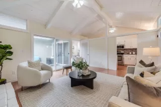 Photo #2: ML82030597 Listing 