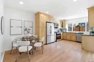 Photo #4: ML82030657 Listing