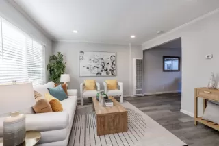 Photo #2: ML82030660 Listing 