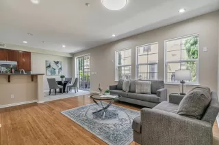 Photo #3: ML82030677 Listing 