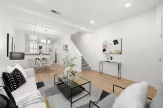 Photo #6: ML82030682 Listing 