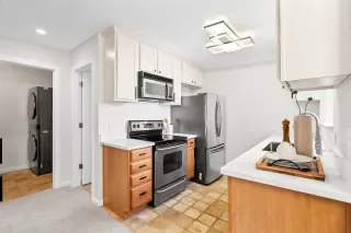 Photo #4: ML82030731 Listing 