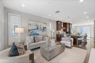 Photo #4: ML82030738 Listing 