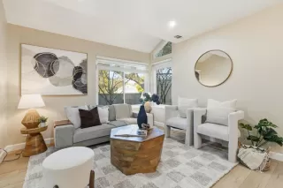 Photo #3: ML82030800 Listing 