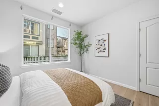 Photo #4: ML82030858 Listing 