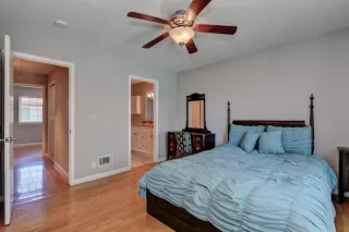 Photo #2: ML82030879 Listing 