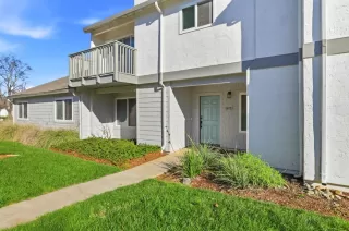 Photo #4: ML82030911 Listing 