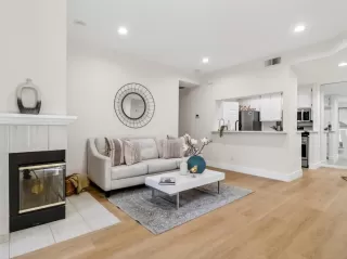 Photo #4: ML82030936 Listing 