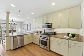 Photo #6: ML82031006 Listing 