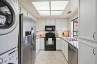 Photo #6: ML82031010 Listing