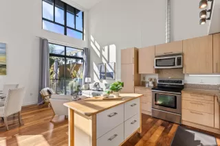 Photo #3: ML82031011 Listing 