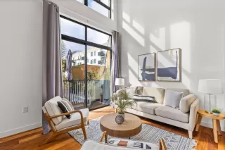 Photo #6: ML82031011 Listing 